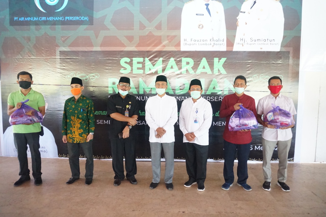 PT AMGM Salurkan 1.861 Paket Sembako