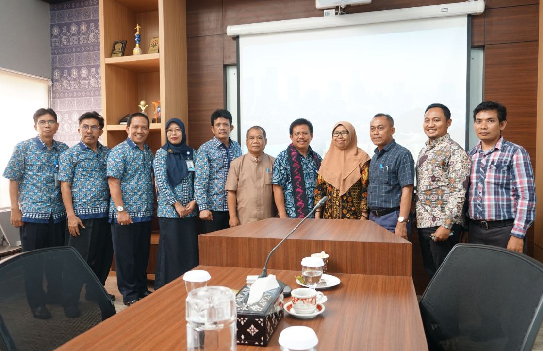 Kunjungan Sekretariat Daerah Pemerintah Kota Bima Ke PDAM Giri Menang