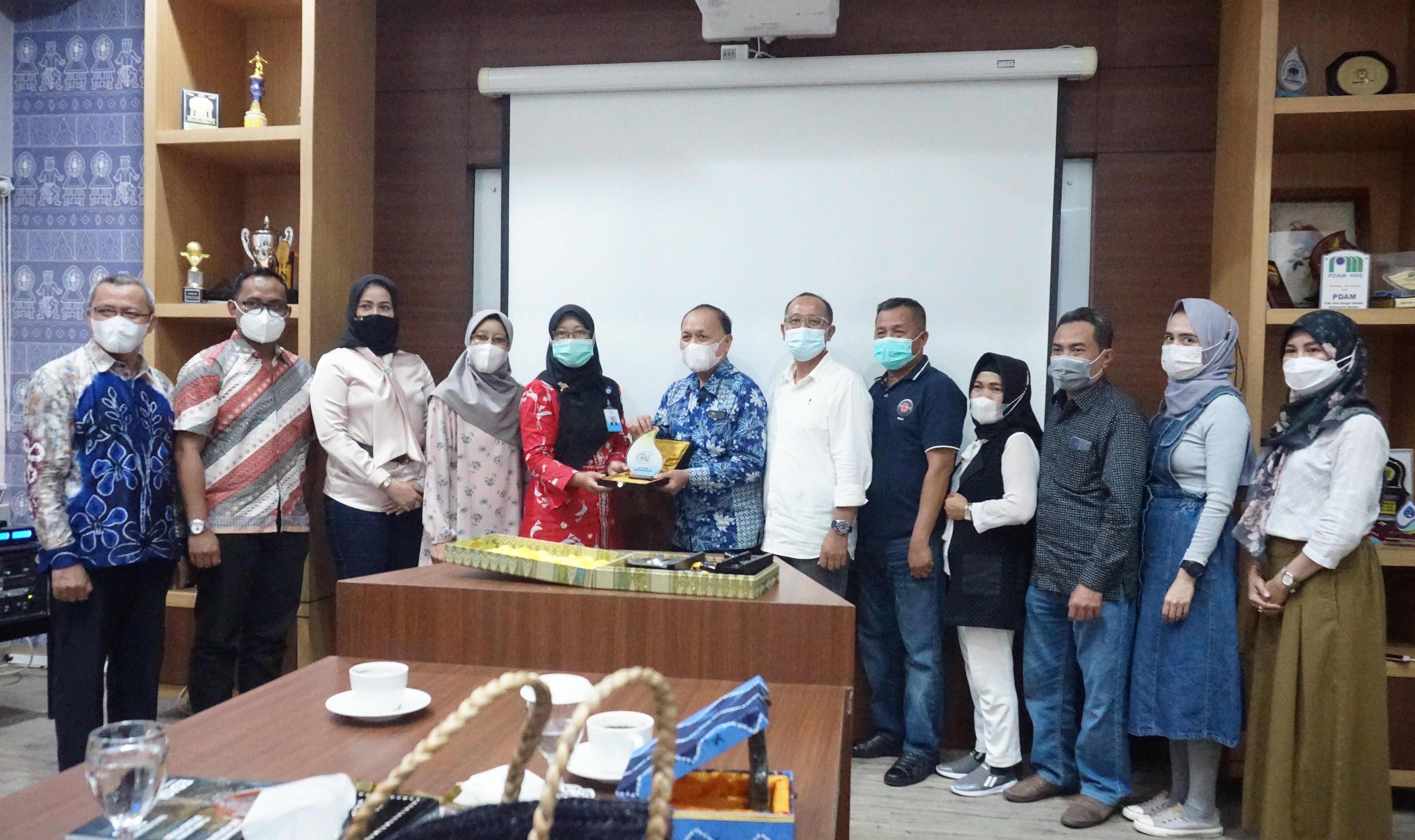 PERTAMA MELAKUKAN PERUBAHAN BADAN HUKUM, PT AMGM DIJADIKAN REFERENSI OLEH DPRD KABUPATEN BANJAR