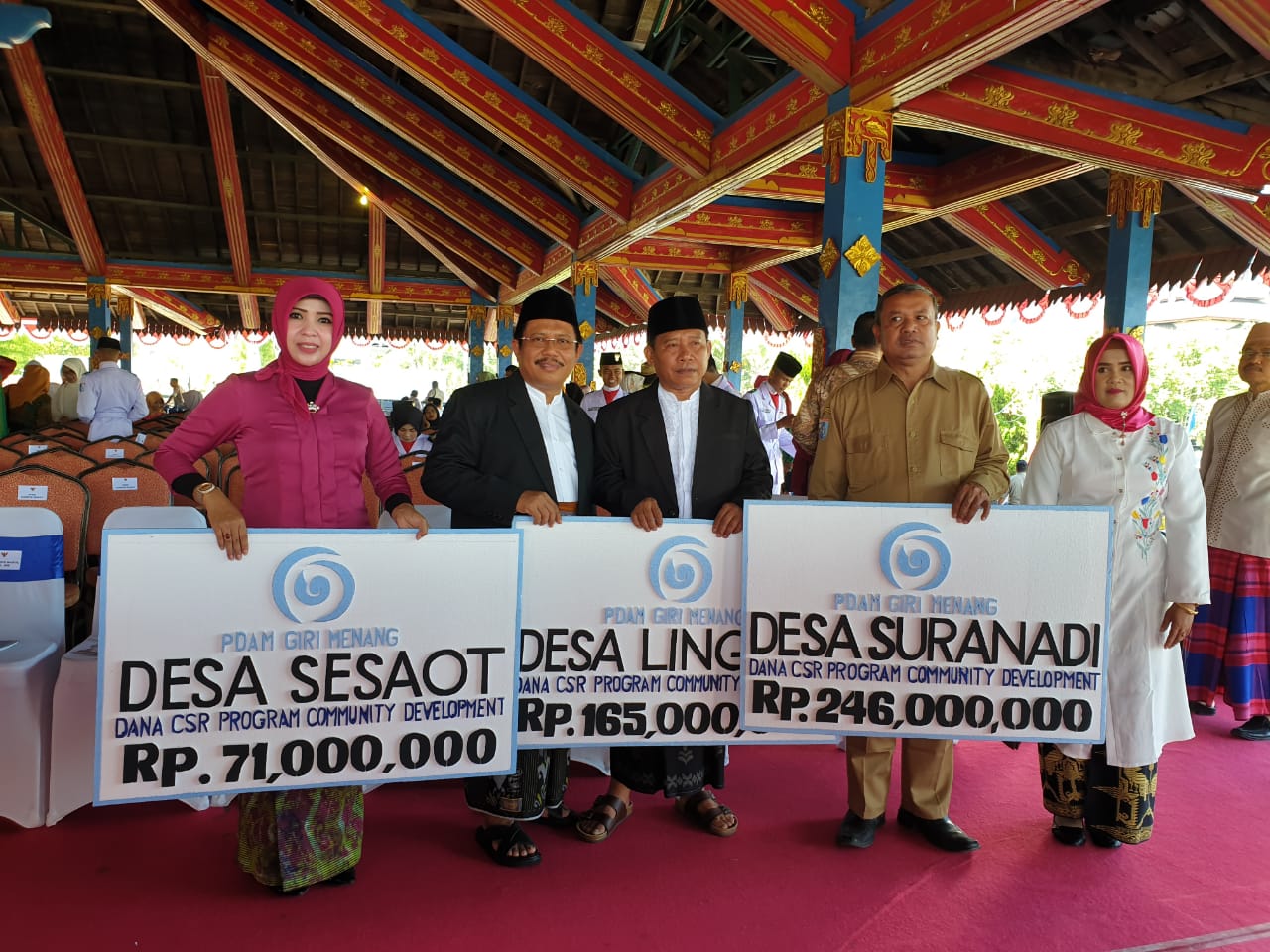 PDAM Giri Menang Salurkan Dana CSR Rp 850 Juta