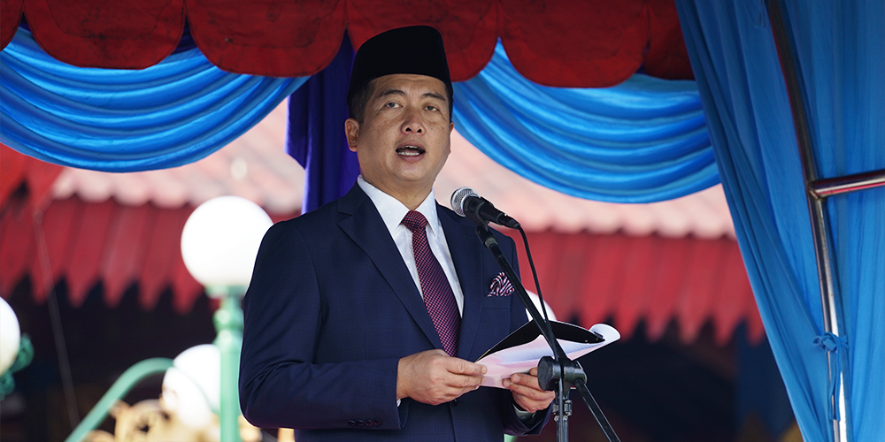 Upacara Bendera Dan Rangkaian Kegiatan Dalam Rangka Memperingati HUT-67 Kabupaten Lombok Barat