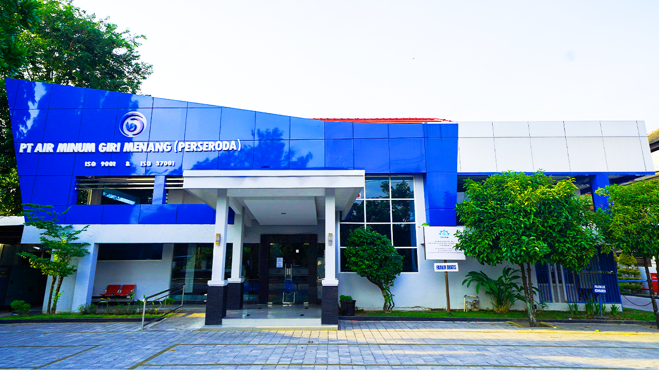 WhatsApp Channel PT AMGM (Perseroda)